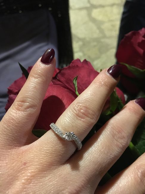 Anello di fidanzamento. L'avete scelto voi? - 1