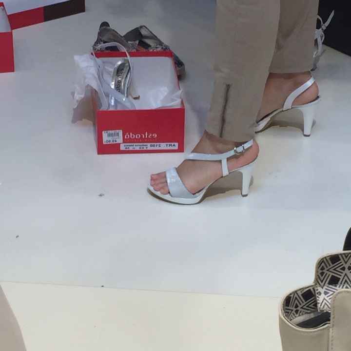 Trovate le scarpe a -104 ? - 2