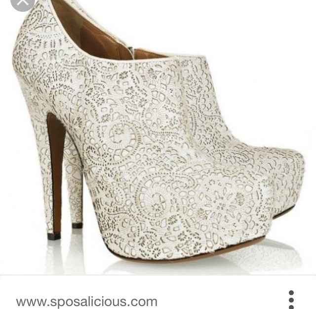 Scarpe...ne avete viste di simili?? - 2