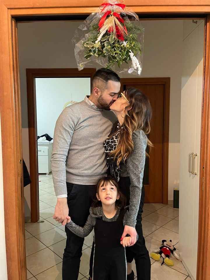 Postate una foto di voi due 👇 - 1