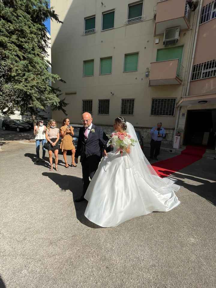 Abito da sposa cercasi - 8