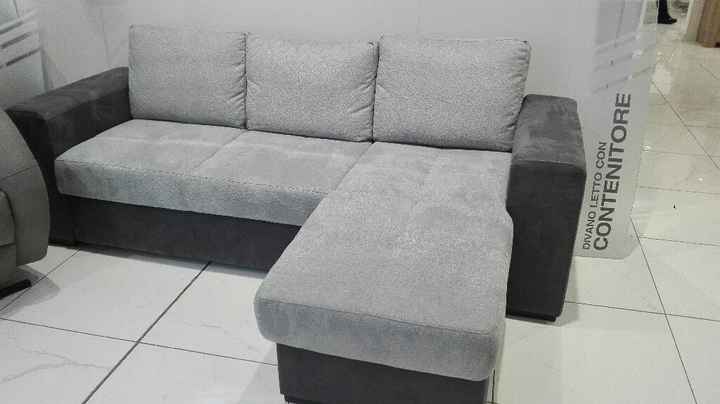 Divano bloccato , vi piace? - 1