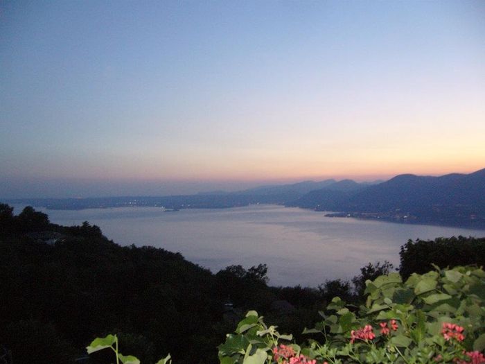 panorama lago dalla nostra location