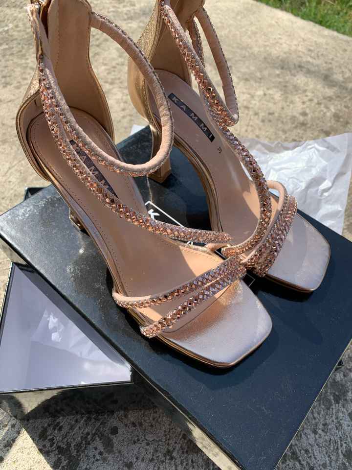 Finalmente le scarpe - 1