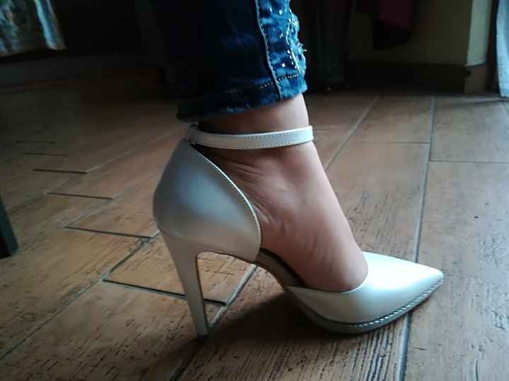  Scarpe ne abbiamo?? - 2