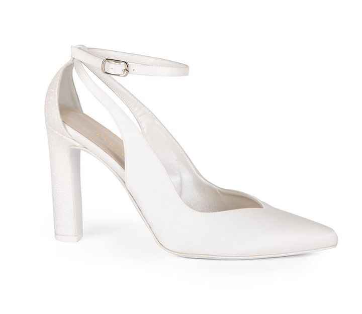 Aiuto scarpe piede 41 lungo e magro - 1