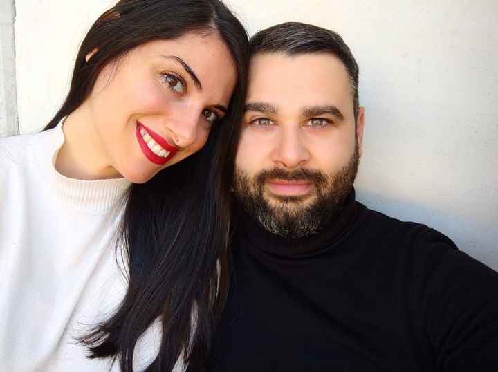 Postate una foto di voi due 👇 - 1
