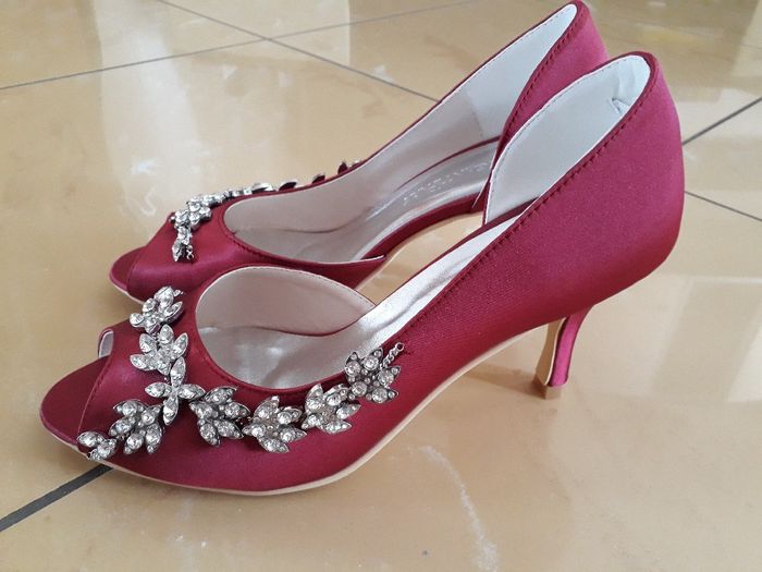 Chi si sposa in inverno che scarpe avete scelto? - 1