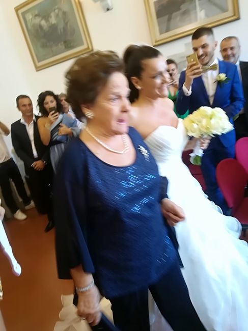 All'altare con la mamma 3