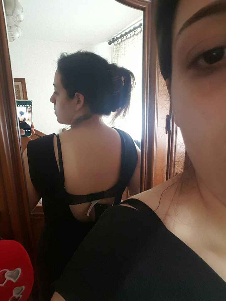 Aiuto intimo per vestito da invitata - 1