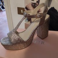 Quanto vi sono costate le scarpe da sposa? - 1