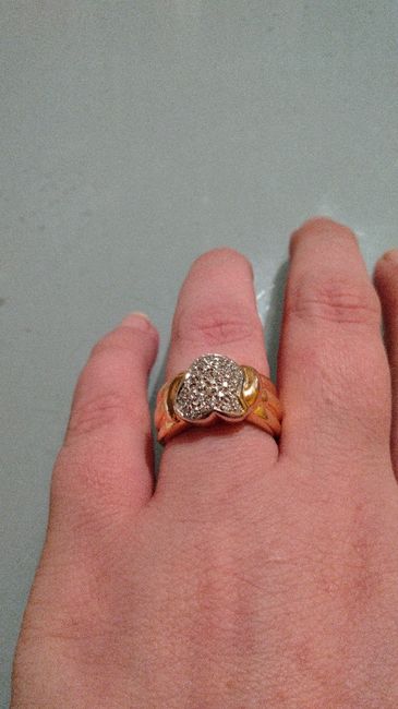 E ora mostraci una foto del tuo anello di fidanzamento! 7