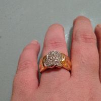 E ora mostraci una foto del tuo anello di fidanzamento! - 1