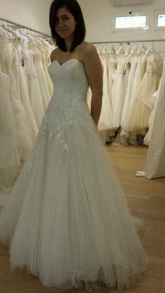 Questo é il mio abito e il vostro??? postate le foto!!!! - 1