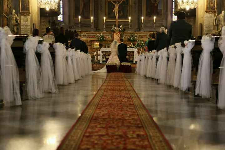 Non riesco a trovare una foto x i banchi chiesa sposineeeeeee - 2