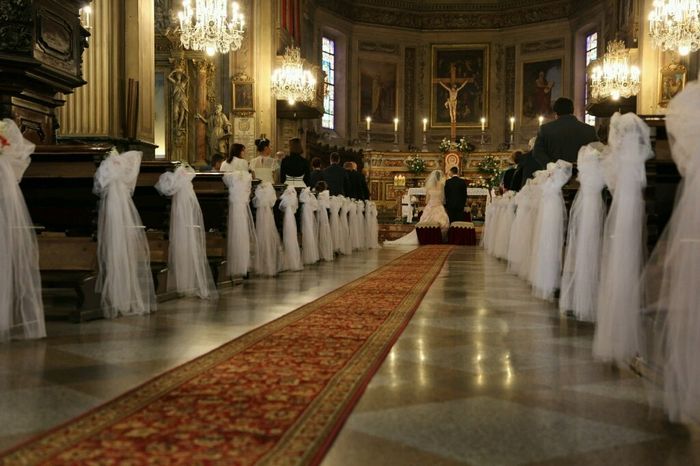Non riesco a trovare una foto x i banchi chiesa sposineeeeeee - 1