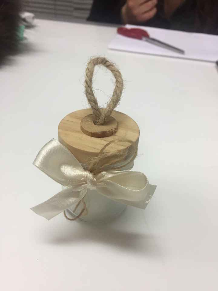 barattolino con confetti