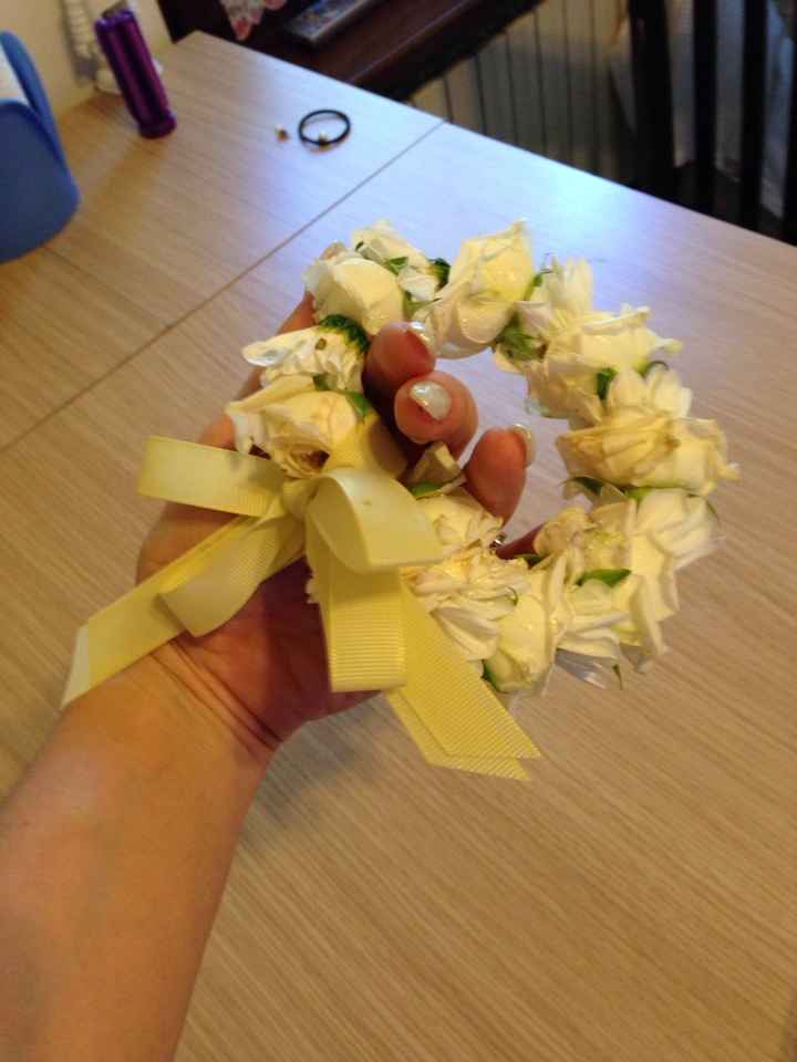 Braccialetto di fiori per firma in comune di domani! - 1