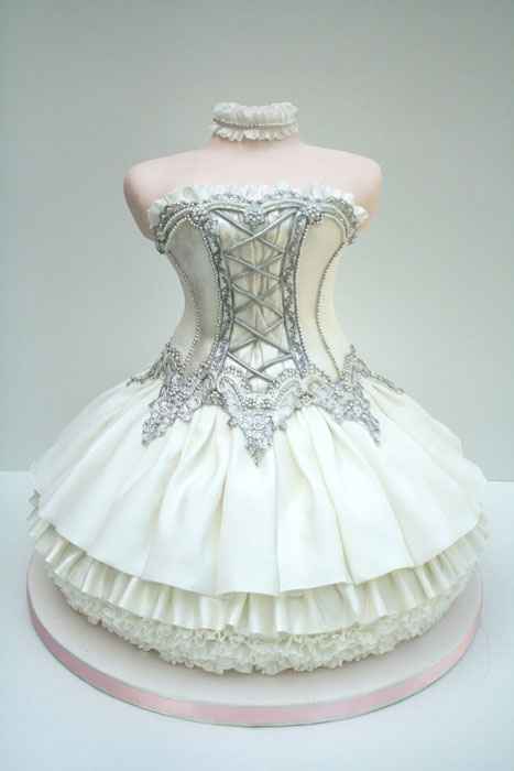 dress wedding cake
