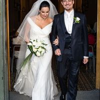 uscendo dalla chiesa