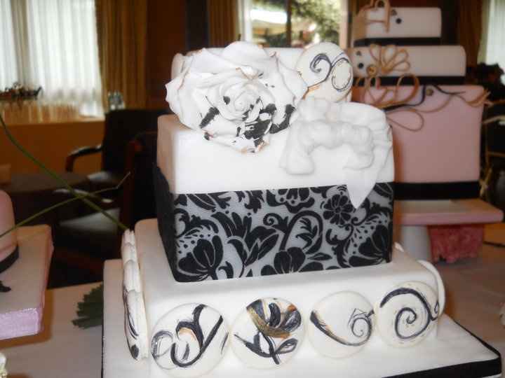 Wedding cake...Addio Torta nuziale!