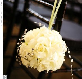 rose bianche a borsetta