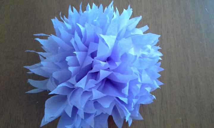 Come realizzare i fiori con i tovaglioli - 7