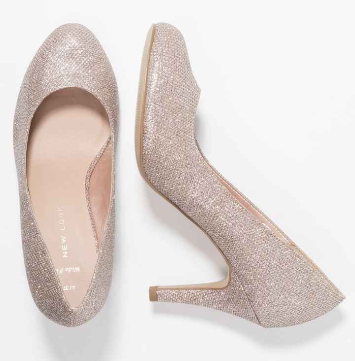 Quanto vi sono costate le scarpe da sposa? - 1