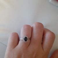 E ora mostraci una foto del tuo anello di fidanzamento! - 1