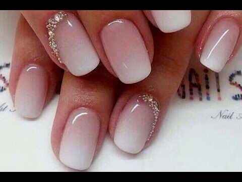 La mamma vuole la stessa manicure - 1