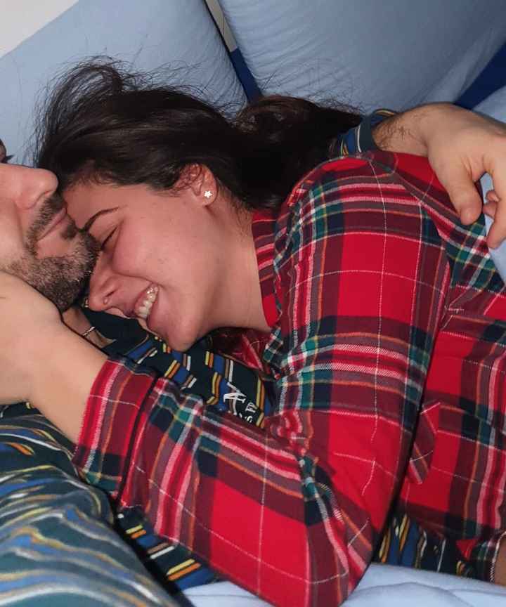 Postate una foto di voi due 👇 - 1