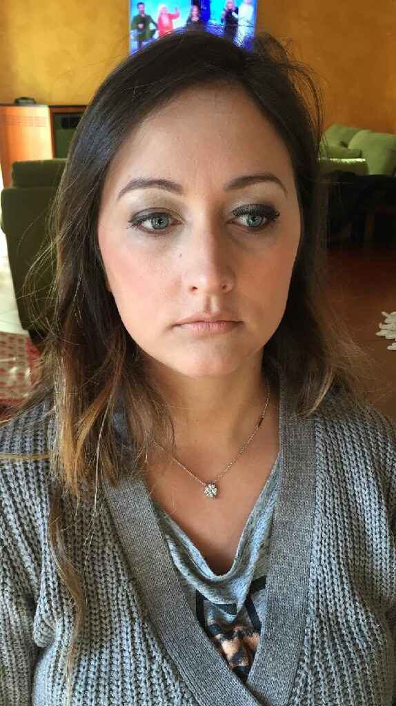 Trucco e parrucco scelto - 1