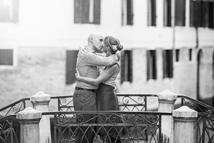 A kiss in Venice
