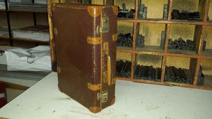 valigia vintage tableau