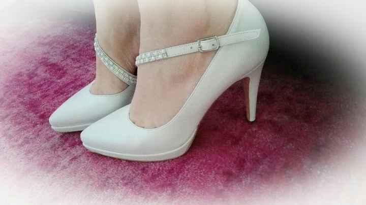 Panico da scarpe - 1