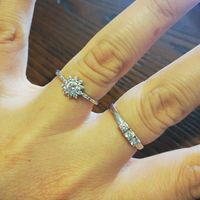 E ora mostraci una foto del tuo anello di fidanzamento! - 1