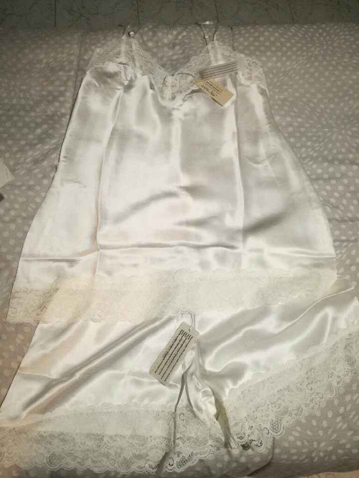 Acquisti per la mattina del matrimonio - 1