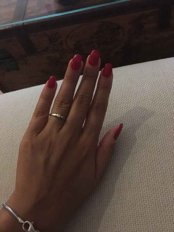 Unghie rosse ♥️ - 1