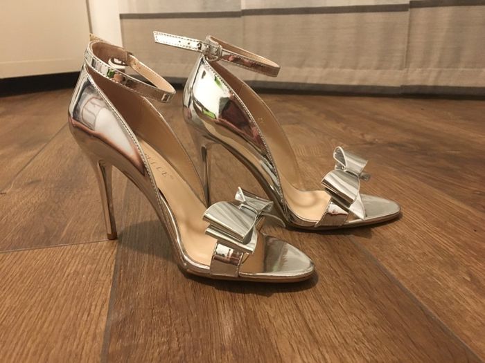 Fatemi vedere le vostre scarpeeeeeee!! - 1