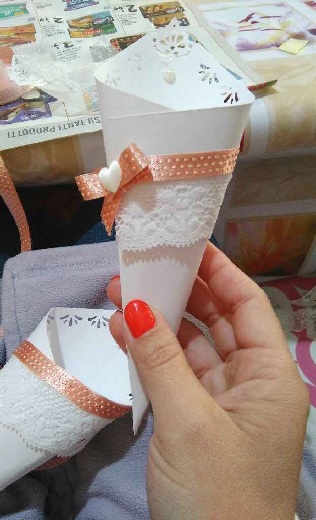 Coni portariso e portaconfetti - 1