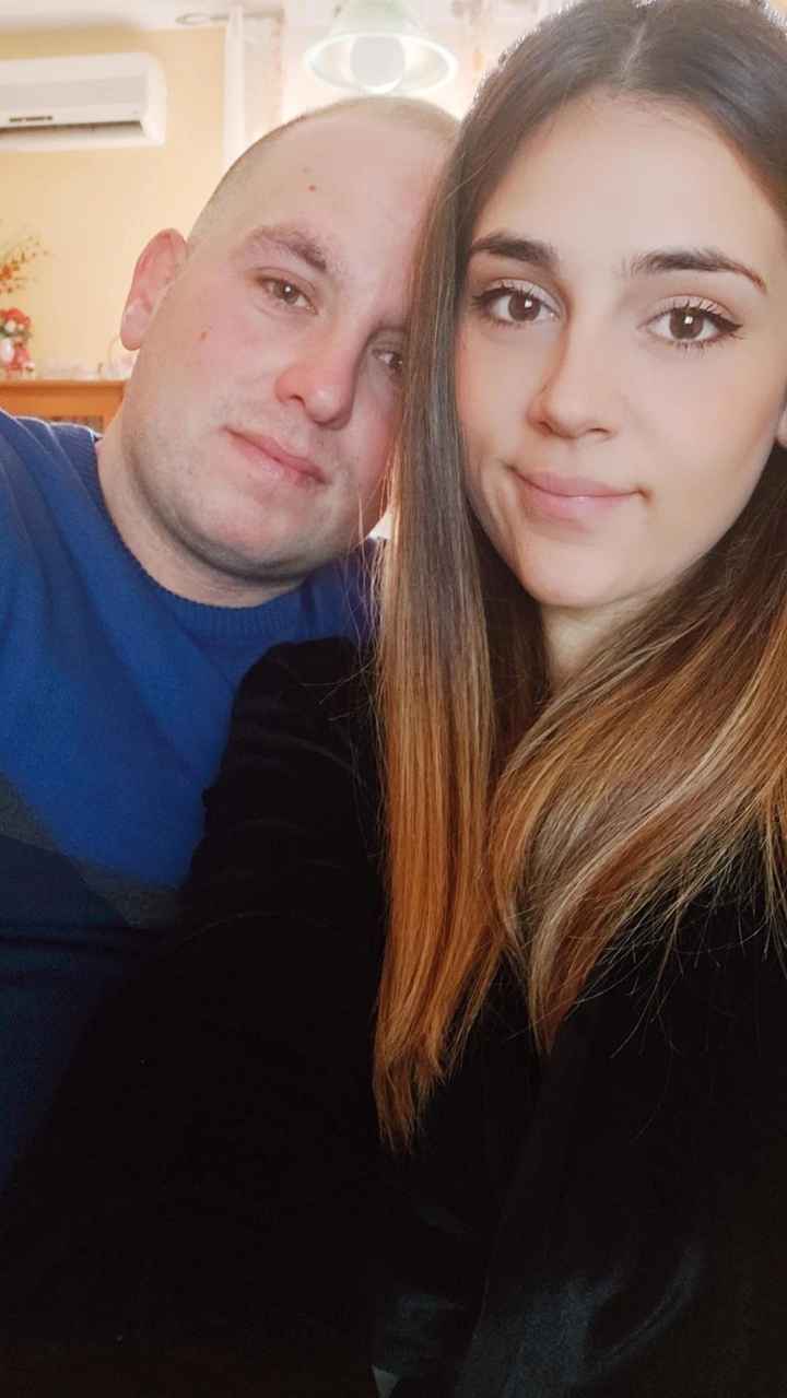 Postate una foto di voi due 👇 - 1