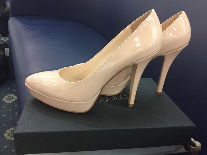 Il colore delle vostre scarpe 👠 - 1