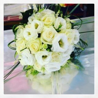 Fiori per la chiesa e per il locale. - 3