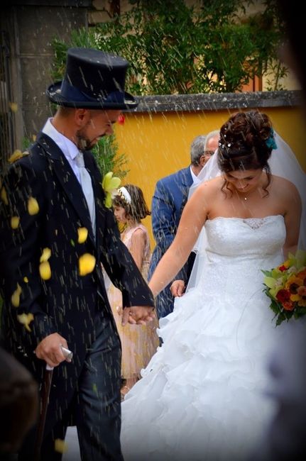 lancio riso e petali