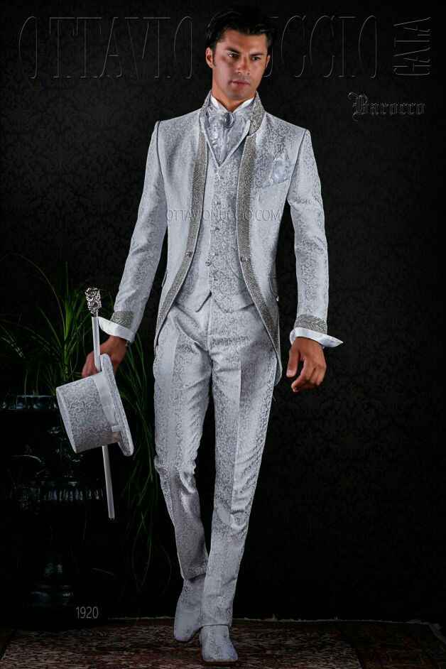  e anche l'abito di fm c'e'. - 1