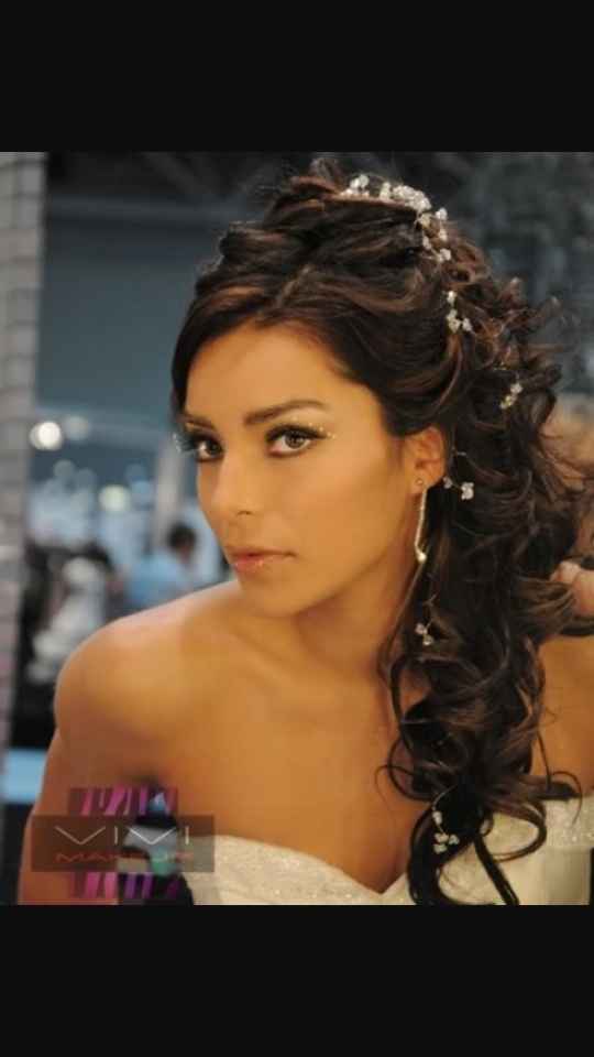 Semiraccolto romantico, quale scegli tra questi 22? - 1