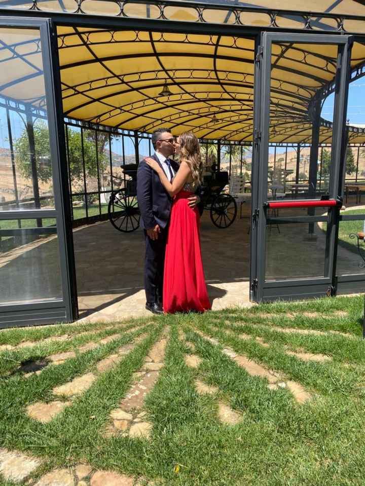 Postate una foto di voi due 👇 - 1