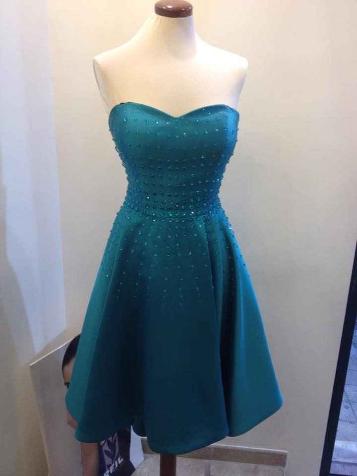 E anche mia sorella ha scelto l abito...