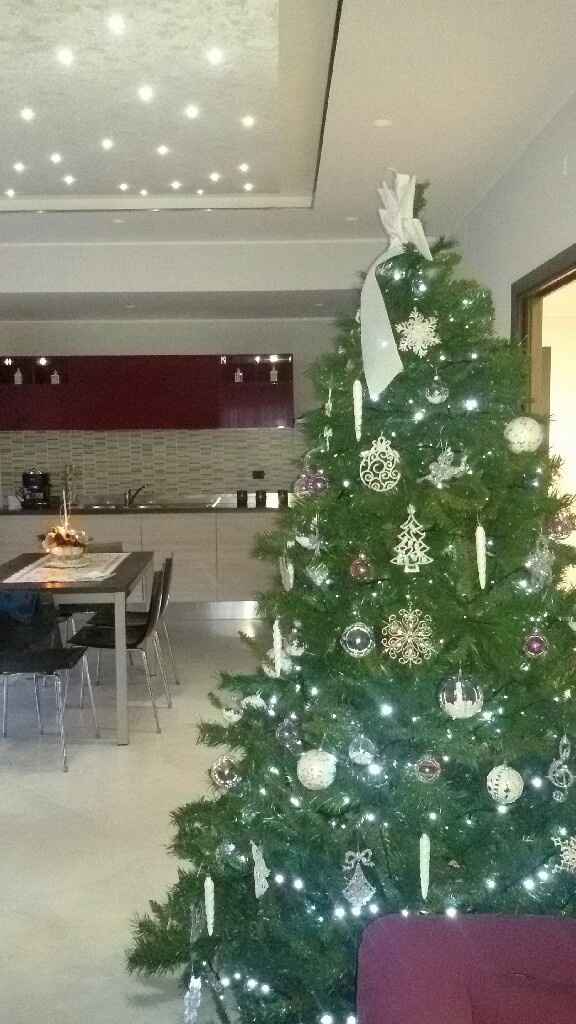 Primo natale insieme alberello con decorazioni fai da me - 2