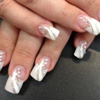 Smalto unghie sposa: bianco, colorato o... - 1
